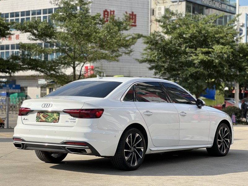 东莞22年奥迪A4L8