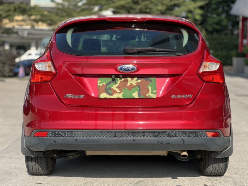 东莞13年福特福克斯9