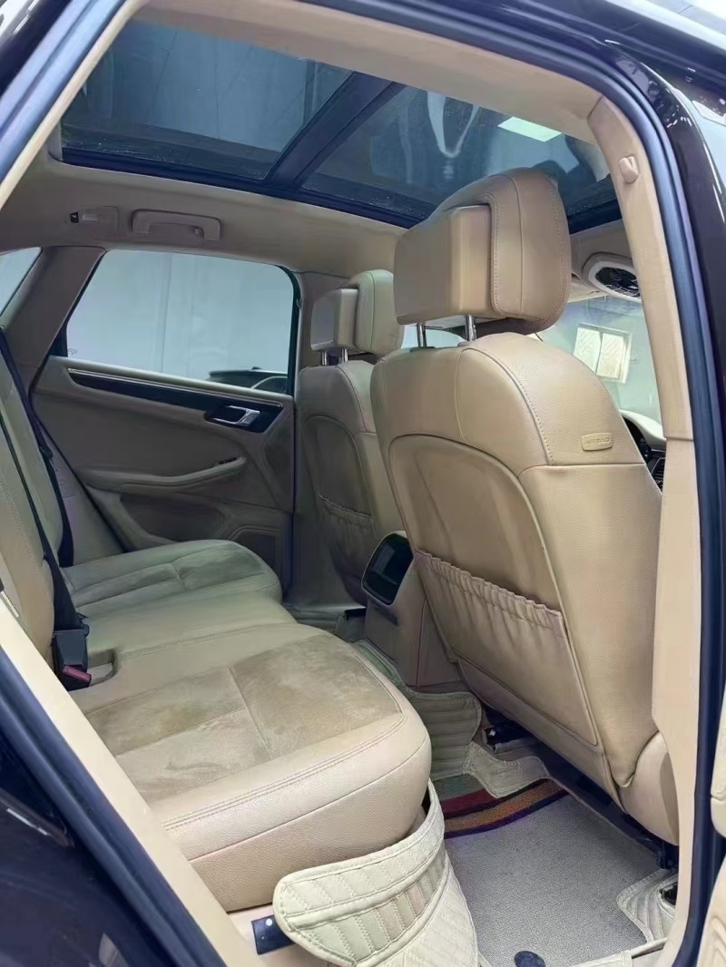 廊坊14年保时捷Macan7