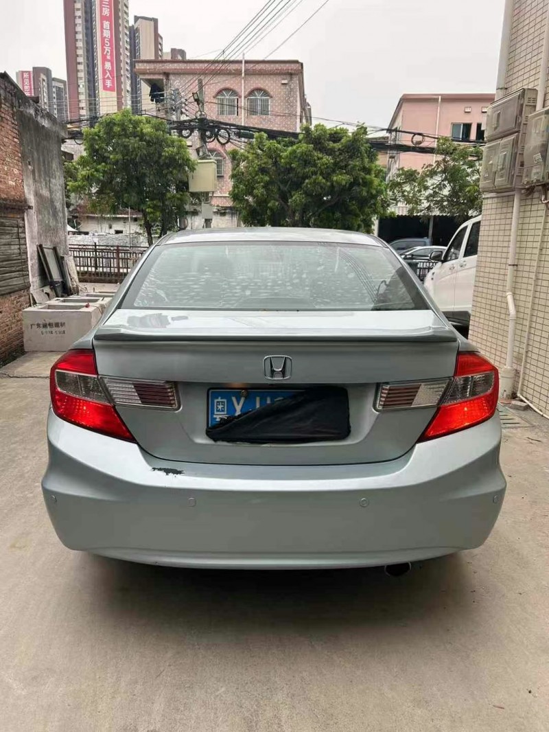 广州12年本田思域7