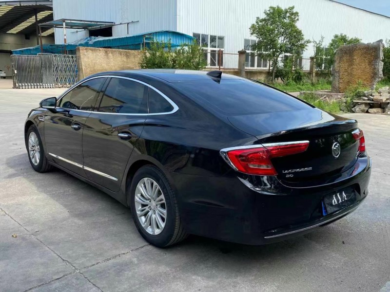 徐州19年别克君越8