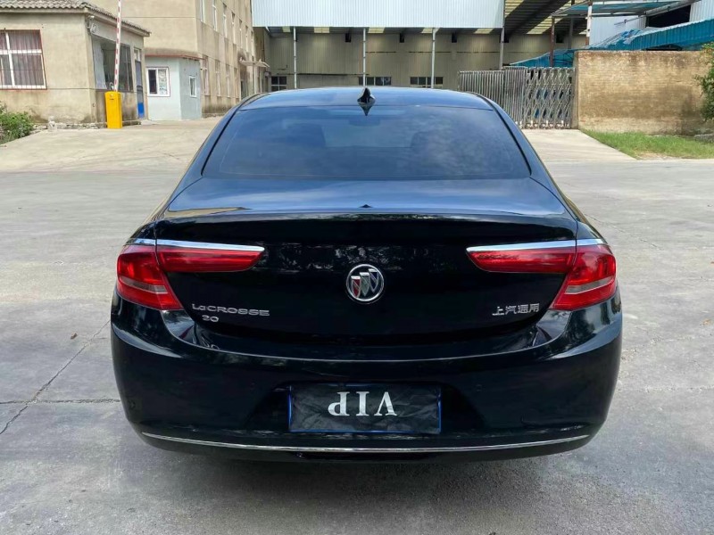 徐州19年别克君越9