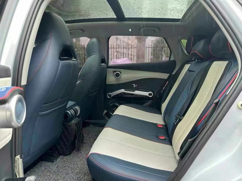 深圳22年比亚迪元4