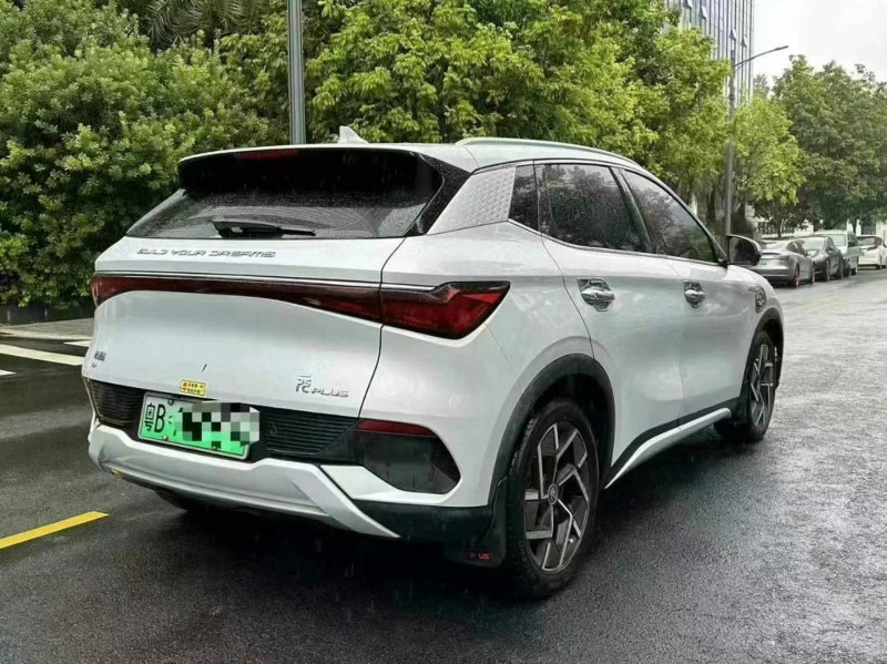 深圳22年比亚迪元7