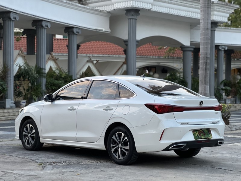 东莞23年长安汽车逸动7