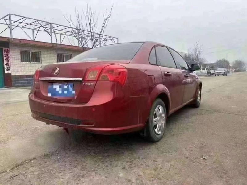 青岛14年别克凯越8