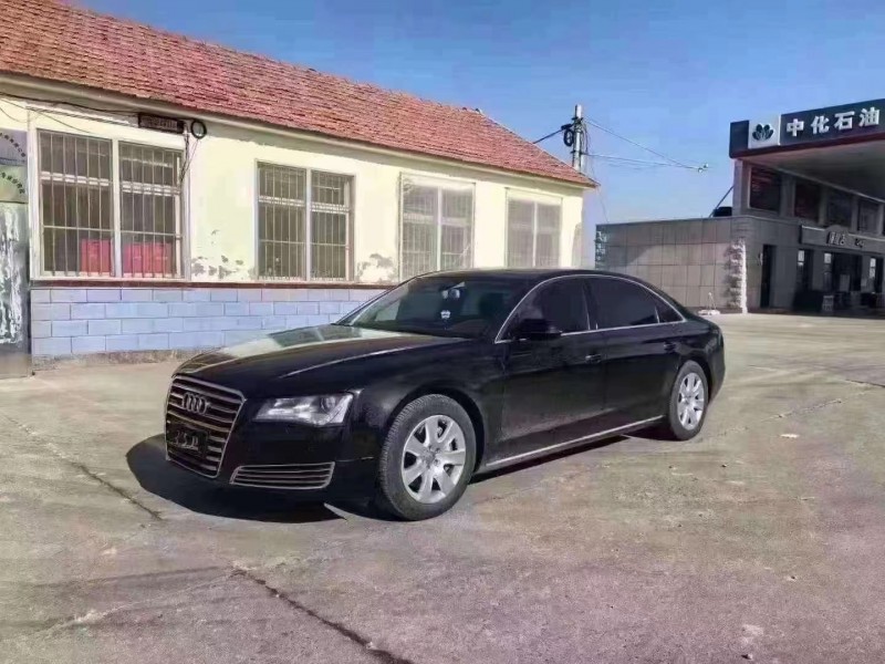 青岛12年奥迪A8L3