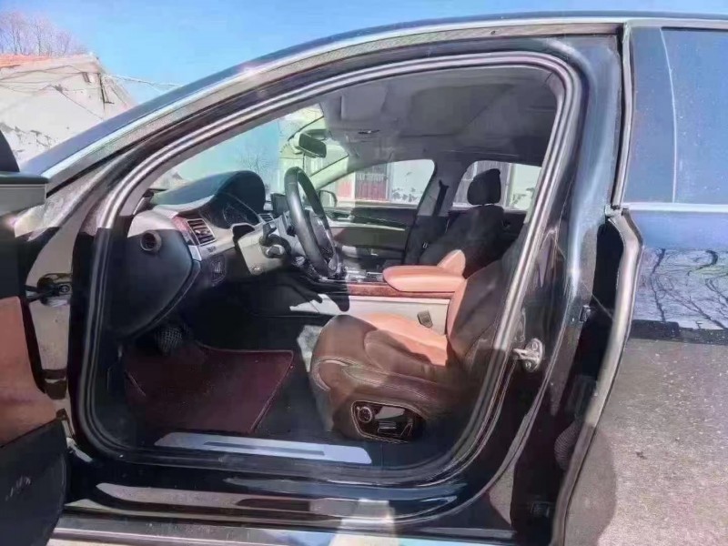 青岛12年奥迪A8L4