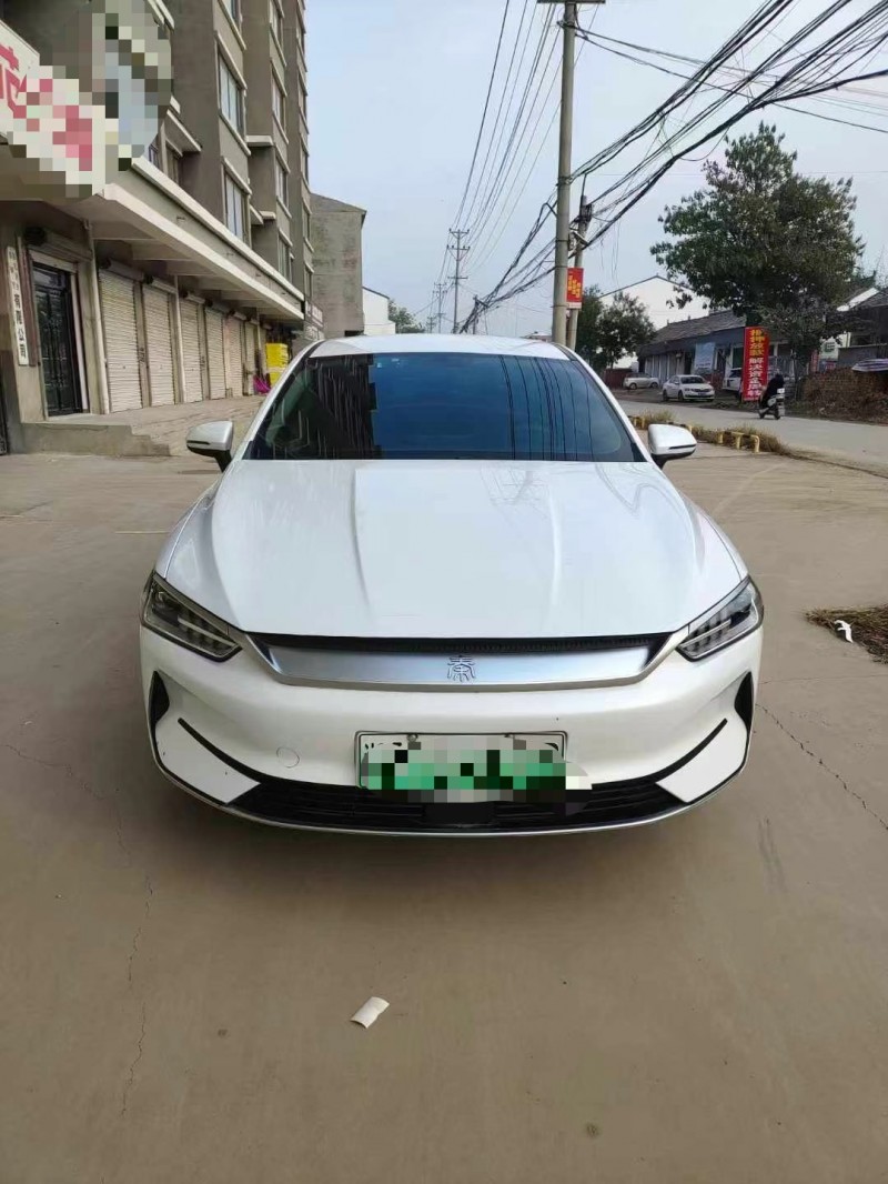 保定23年比亚迪秦1