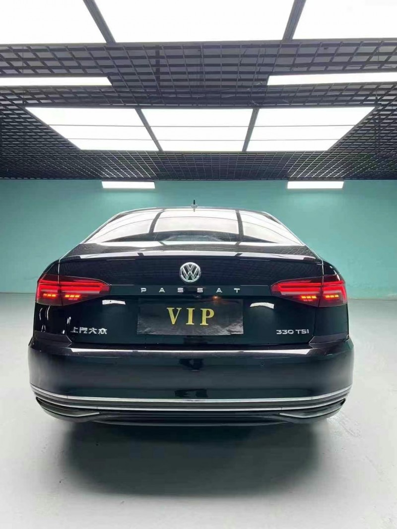 成都19年大众帕萨特8