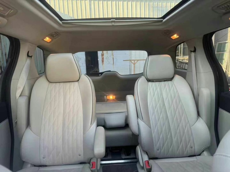 济宁21年别克GL87