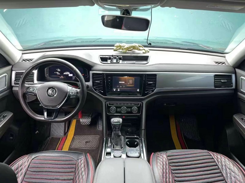 成都20年大众途昂6