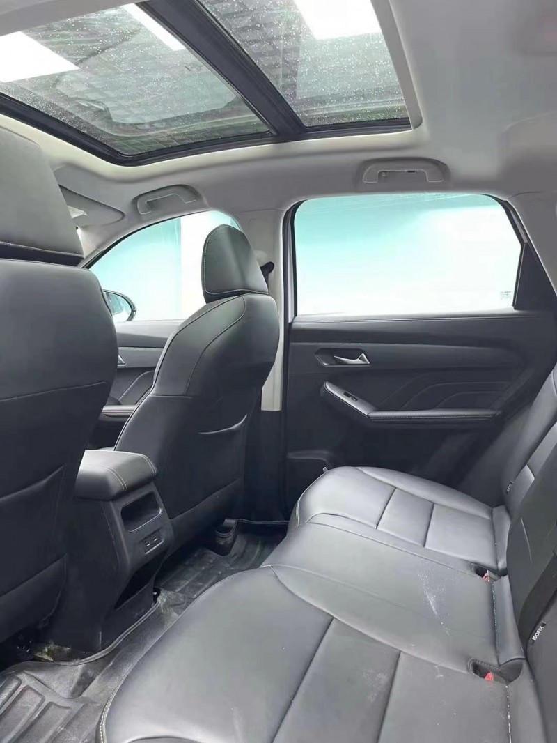 成都23年哈弗赤兔5