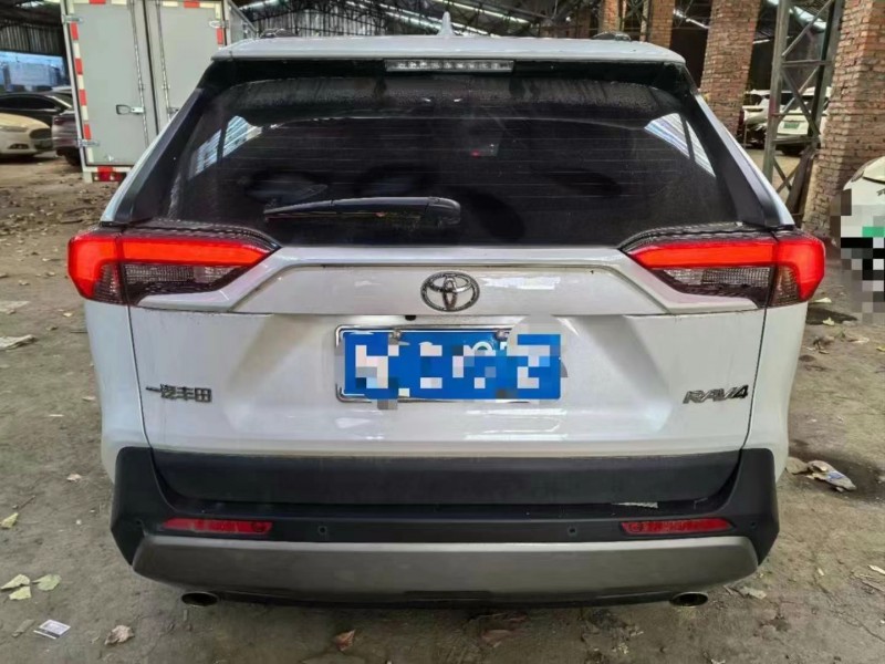 煙臺23年豐田RAV4榮放8