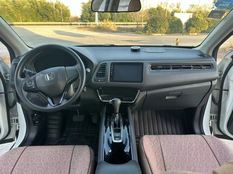 徐州19年本田缤智5