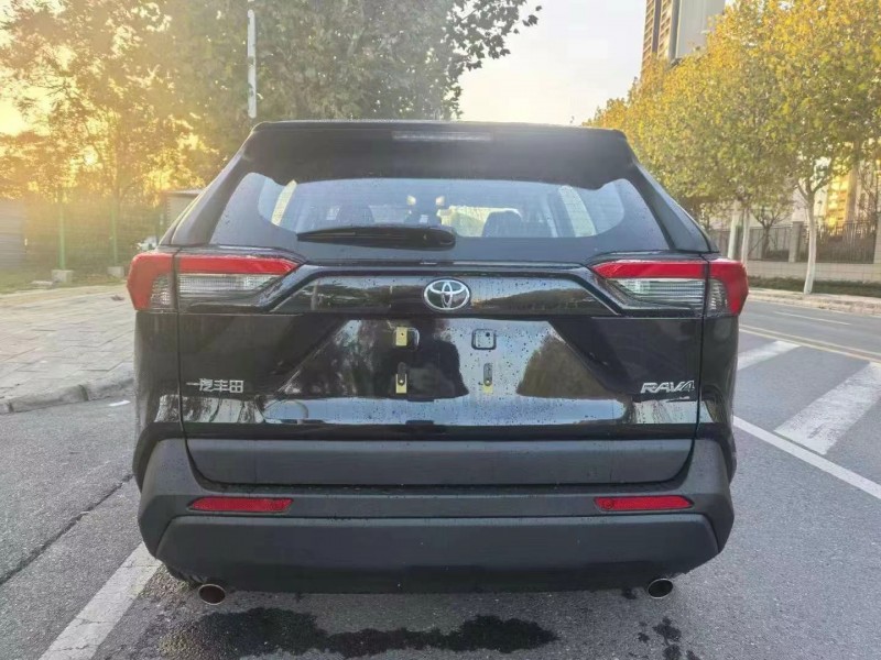 武汉24年丰田RAV47