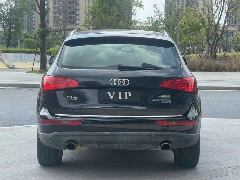 东莞16年奥迪Q59