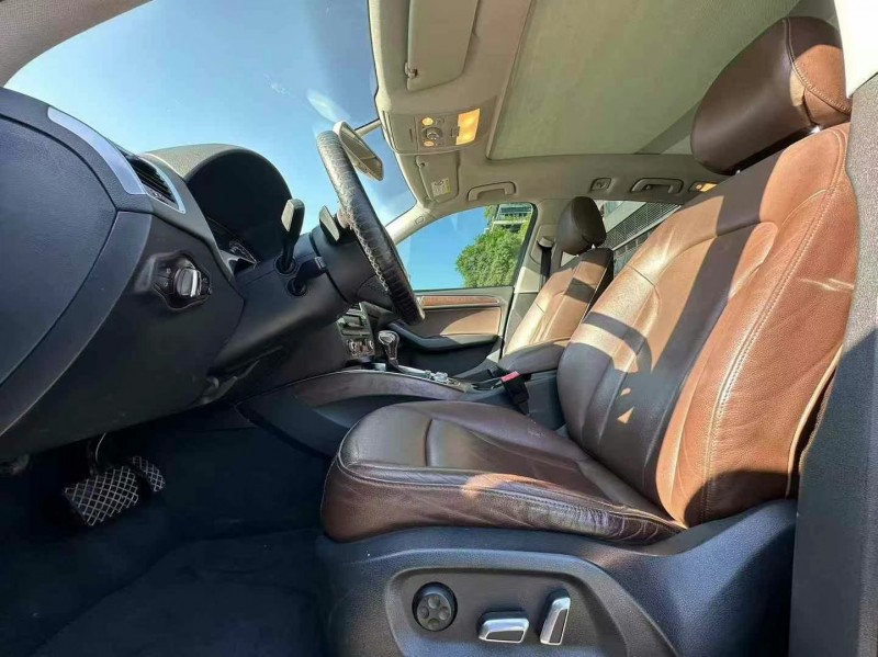 东莞16年奥迪Q54