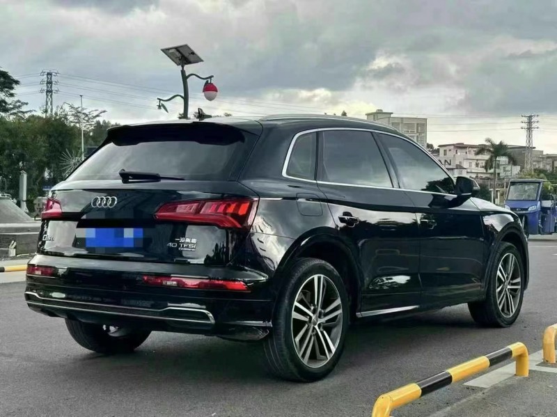 佛山20年奥迪Q56