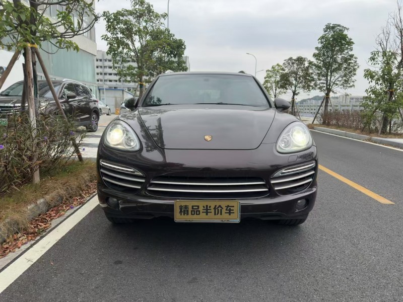 广州14年保时捷卡宴1