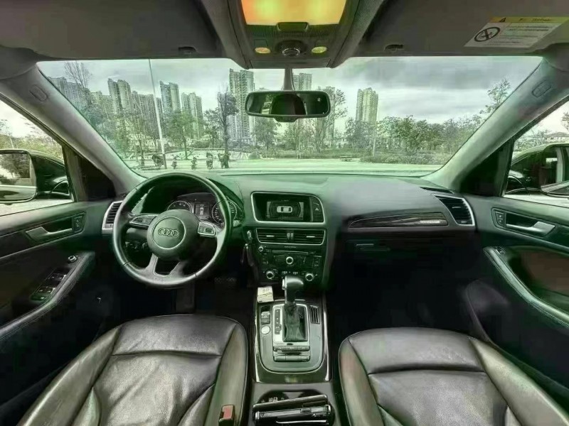 东莞18年奥迪Q56