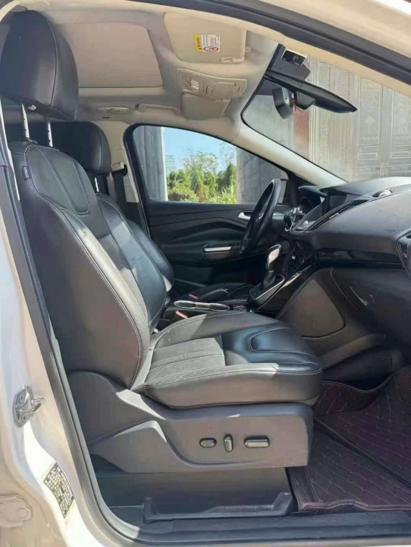 广州15年福特翼虎7