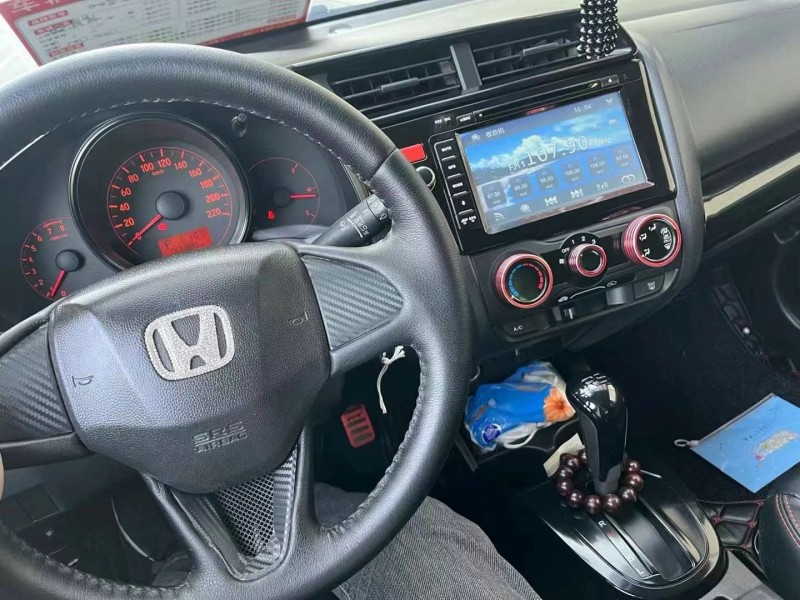 深圳18年本田飞度3