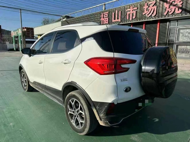 济宁22年比亚迪元3