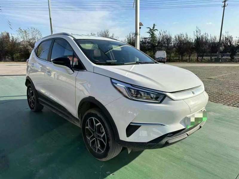 济宁22年比亚迪元4