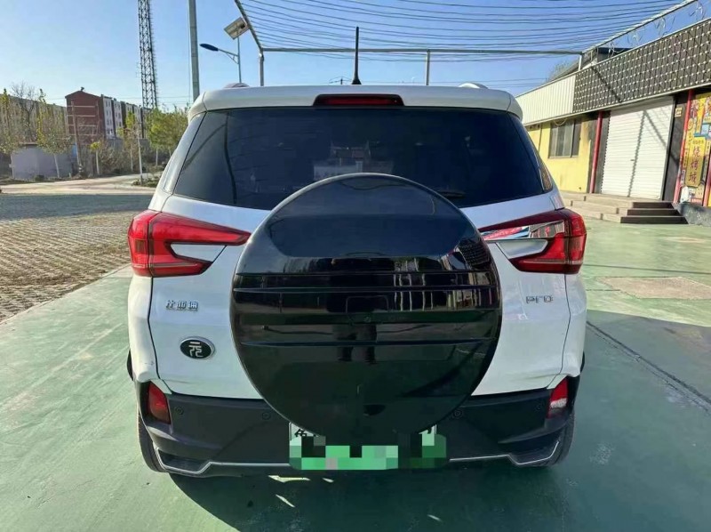 济宁22年比亚迪元6