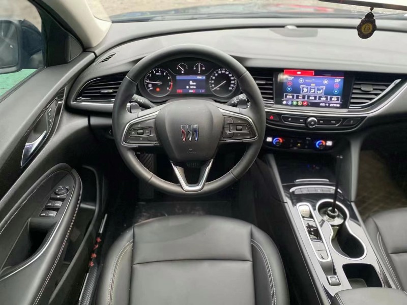 广州23年别克君威9