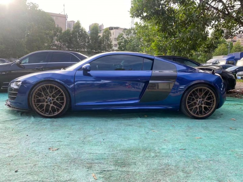 广州13年奥迪R82