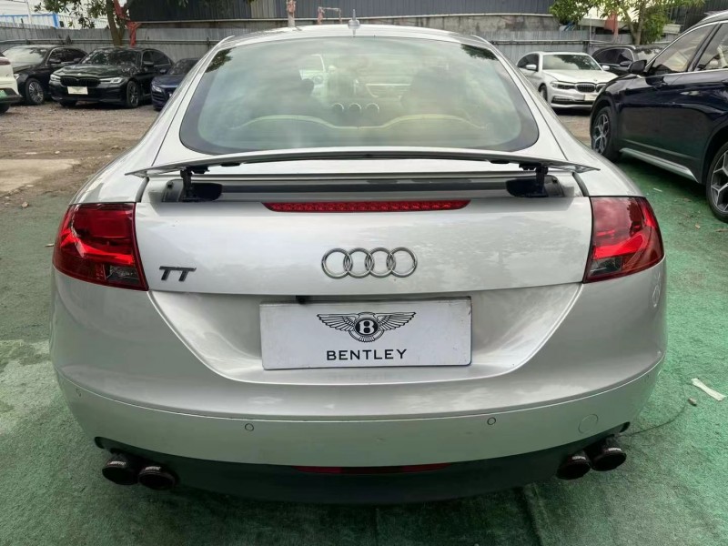 广州09年奥迪TT9