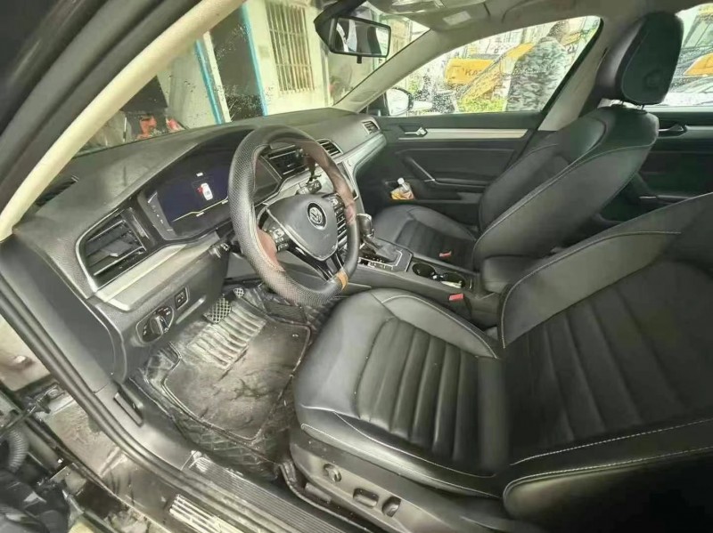 武汉21年大众凌渡5