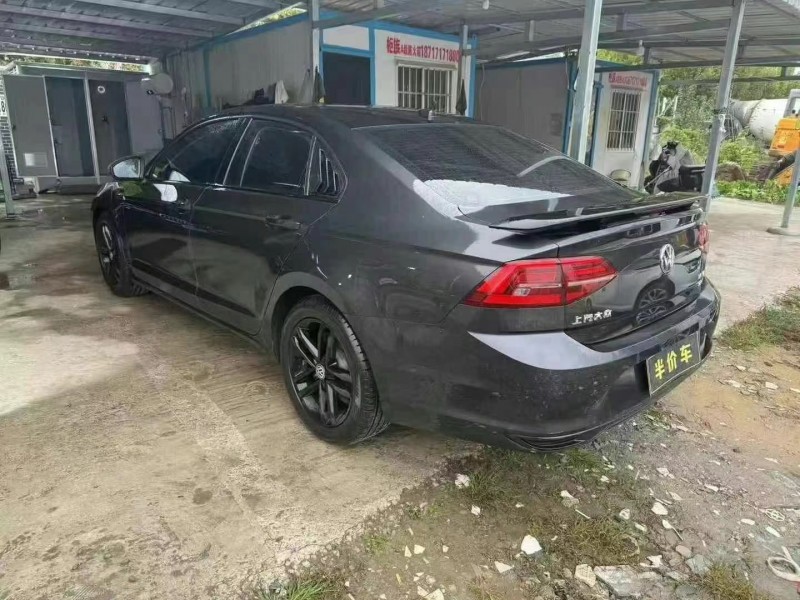 武汉21年大众凌渡8