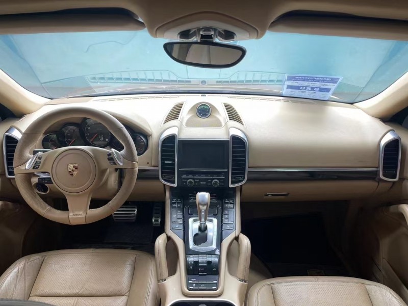 成都13年保时捷卡宴6