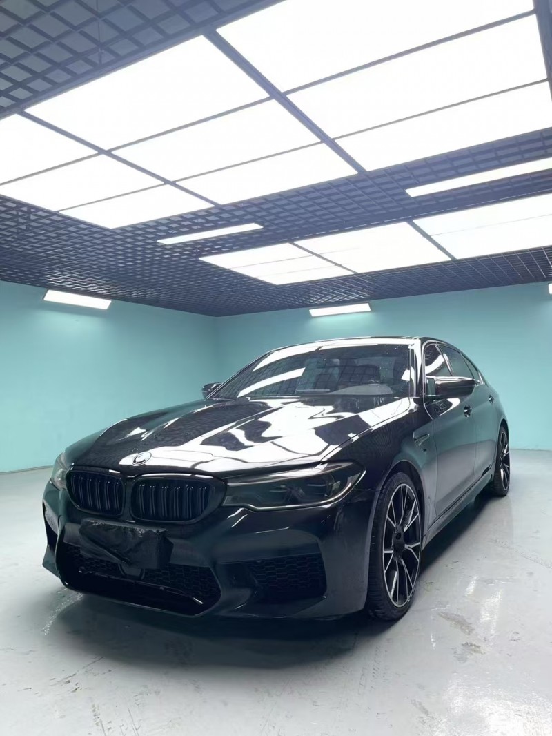 成都20年宝马5系3