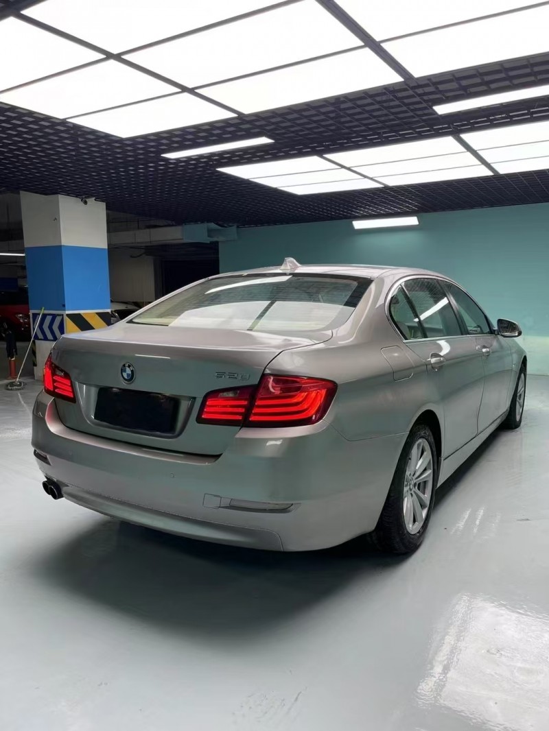 成都14年宝马5系8