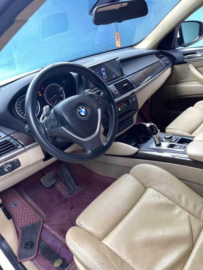 成都10年宝马X64