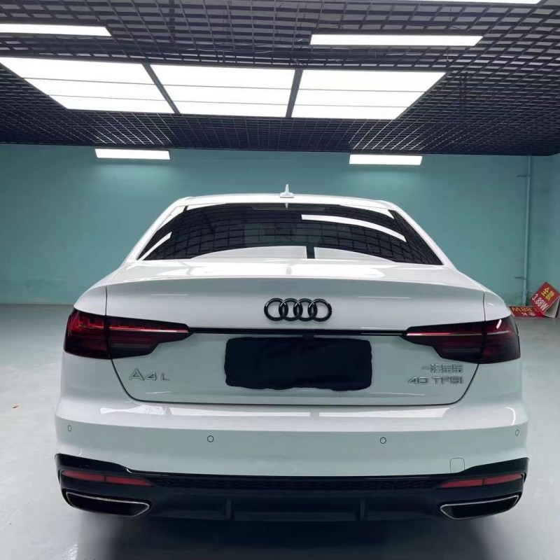 成都22年奥迪A4L7