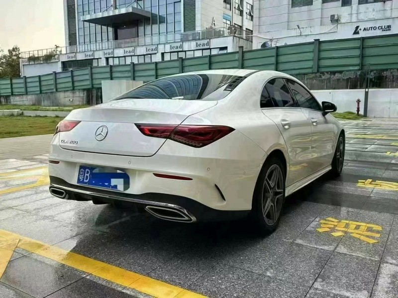 广州21年奔驰CLA8