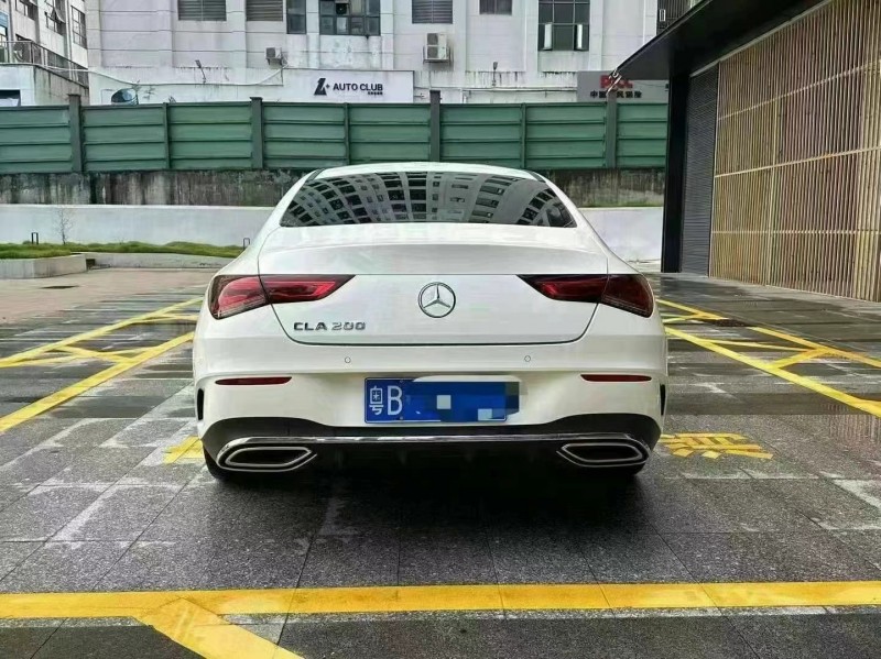 广州21年奔驰CLA9