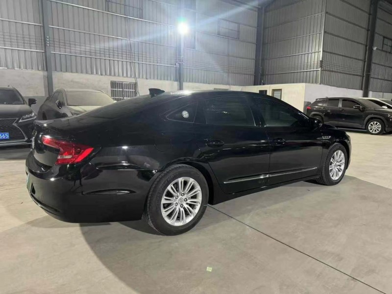 广州16年别克君越8