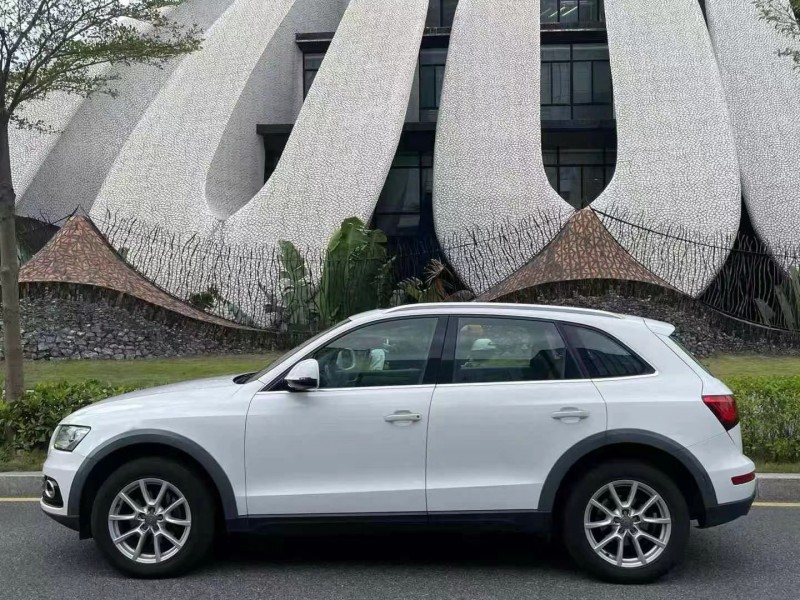 深圳16年奥迪Q58