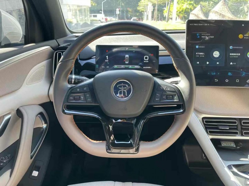 深圳24年比亚迪宋4