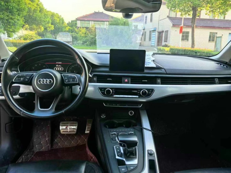 广州16年奥迪A4L6