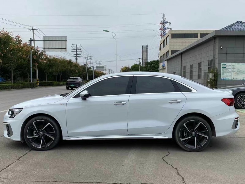 徐州21年奥迪A33