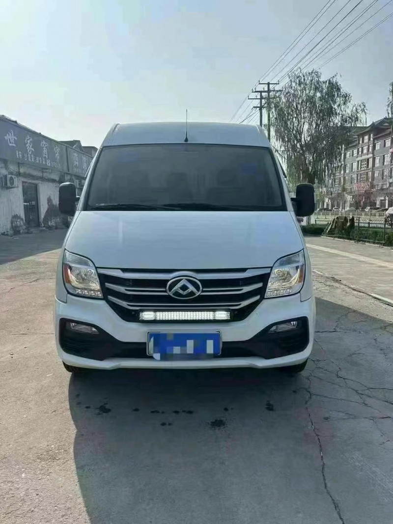 泰安24年大通V801