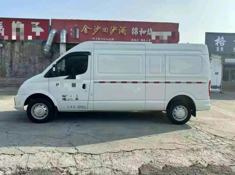 泰安24年大通V802