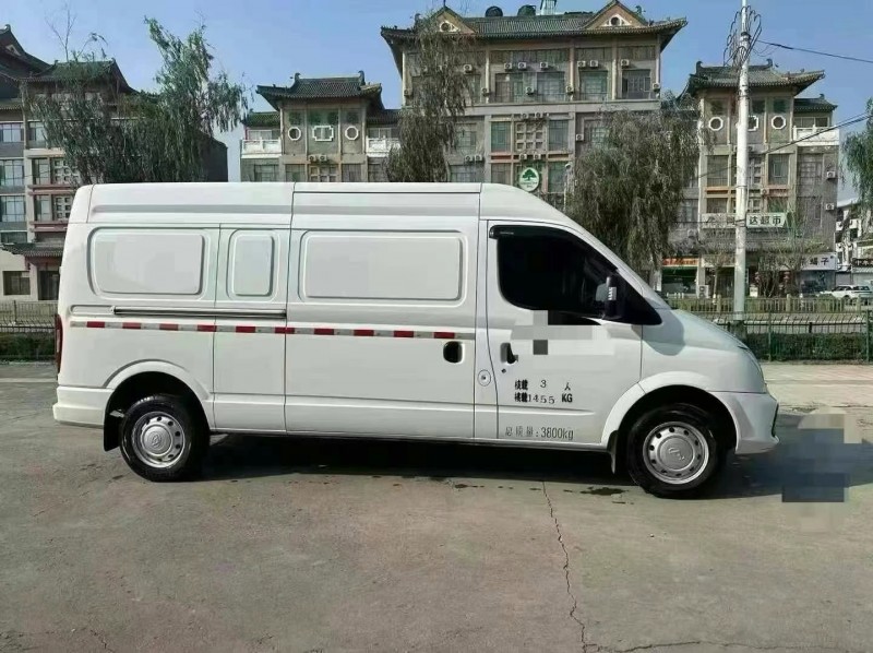 泰安24年大通V806